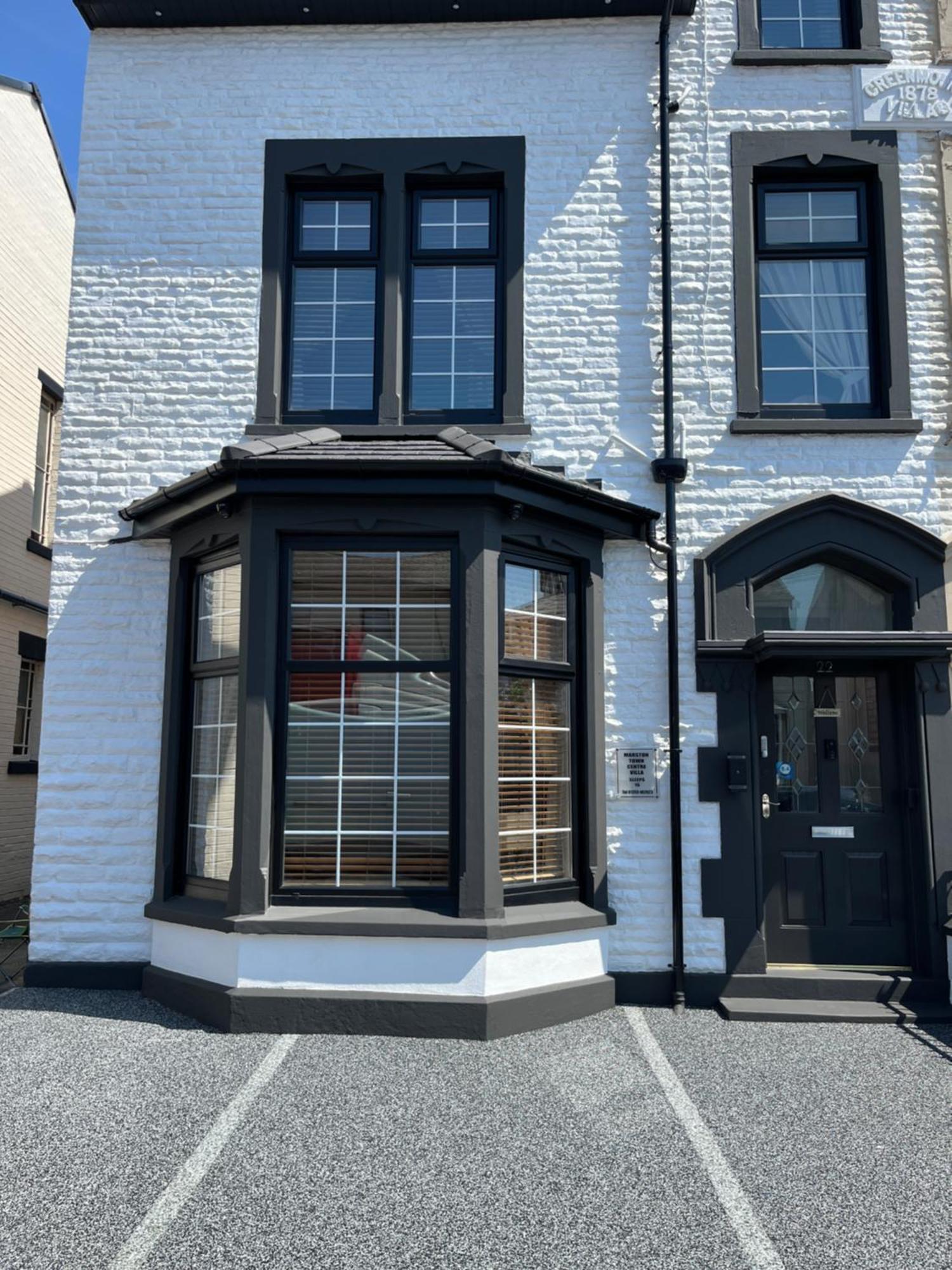 Marston Town Centre Villa Blackpool Exterior foto